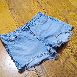 LEVI'S Jean Shorts Womens 29 Blue  BUTTON FLY Denim Preowned  ** TINY HOLE**